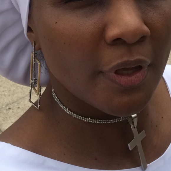 Meet your Posher, Adey - Picture 9 of 16